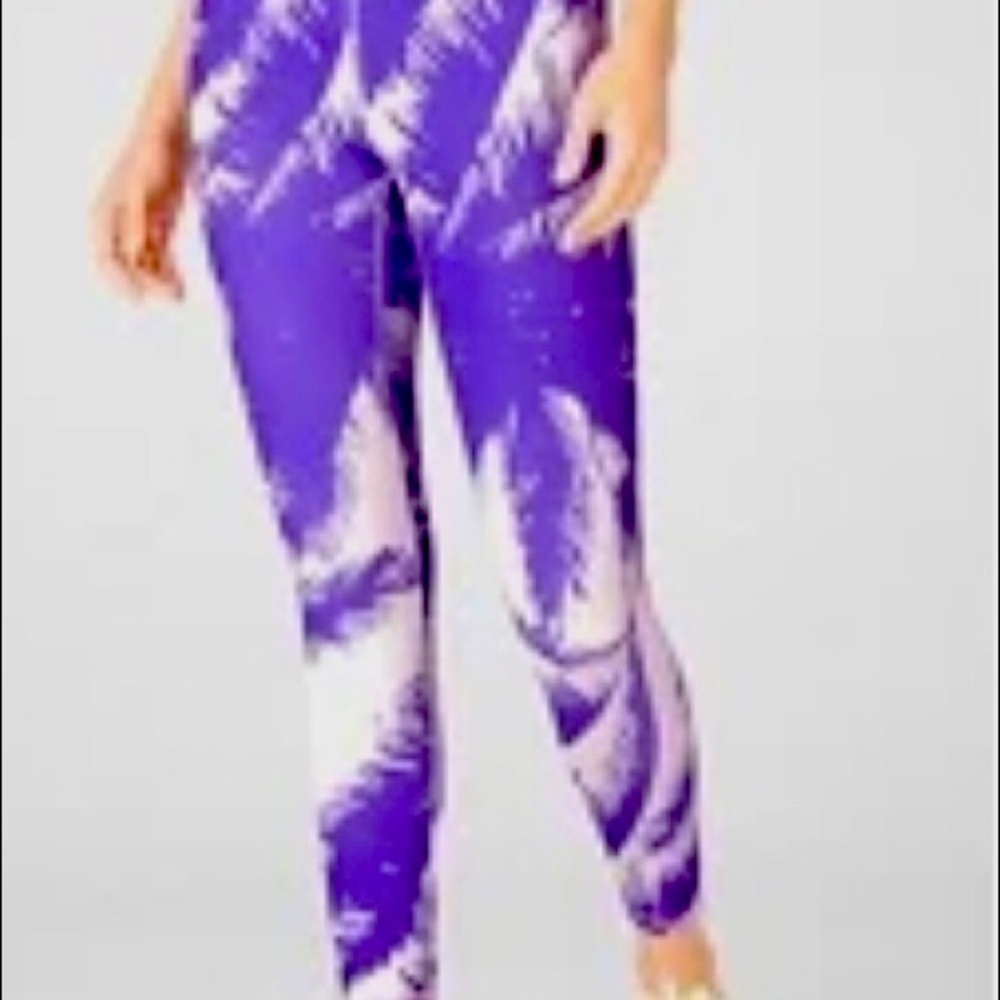 Fabletics pure luxe Paradiso leggings NWT